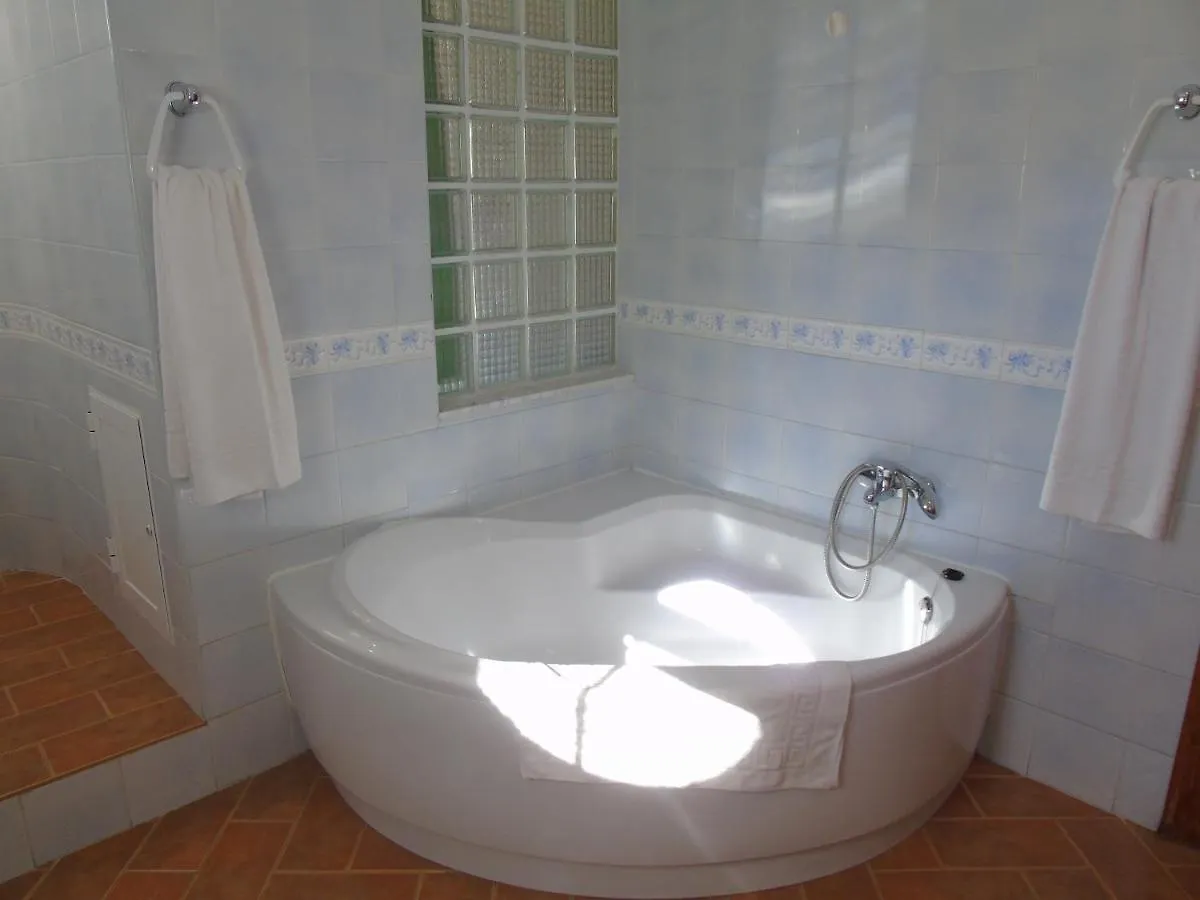 Apartamentos Turisticos Cumbres Verdes La Zubia  Apartment